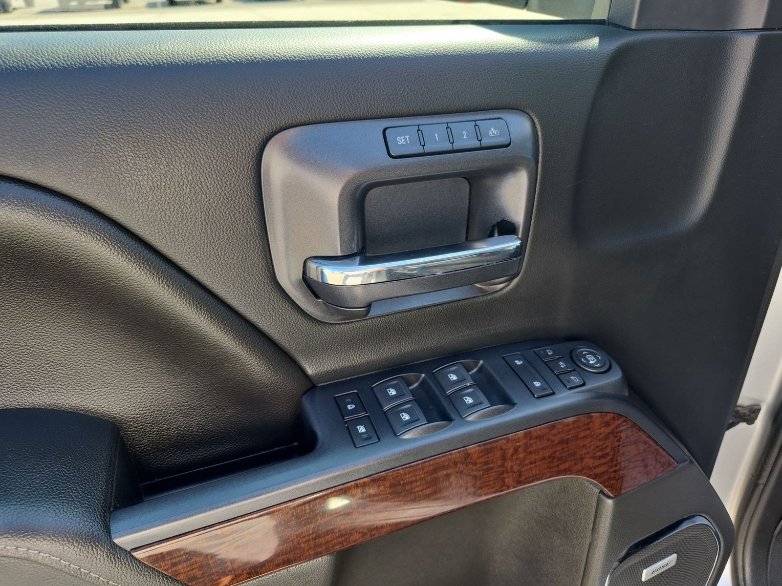 Certified 2018 GMC Sierra 1500 SLT AWD/4WD image 22