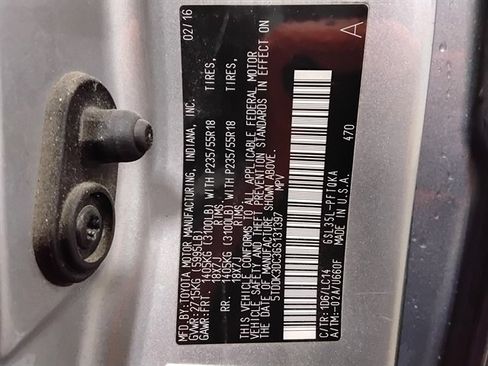 Used 2016 Toyota Sienna XLE image 21