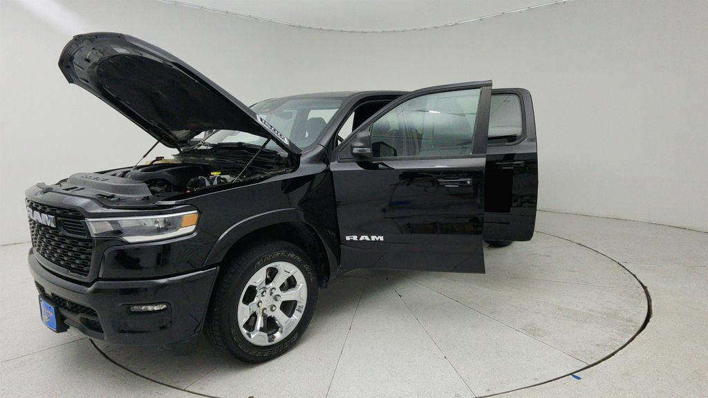 Used 2025 RAM 1500 Big Horn RWD image 10