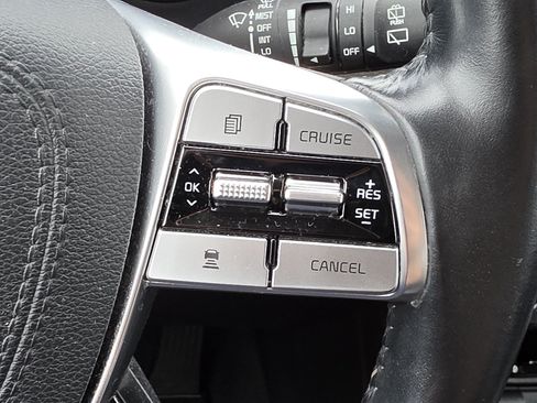 Used 2022 Kia Telluride EX w/ EX Premium Package FWD image 19