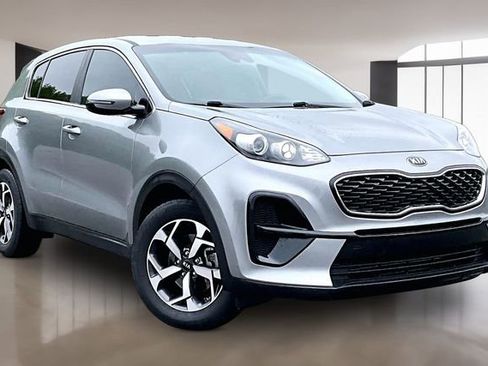 Used 2021 Kia Sportage LX w/ LX Fwd Popular Package image 3