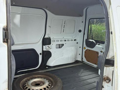 Used 2012 Ford Transit Connect XLT FWD image 3