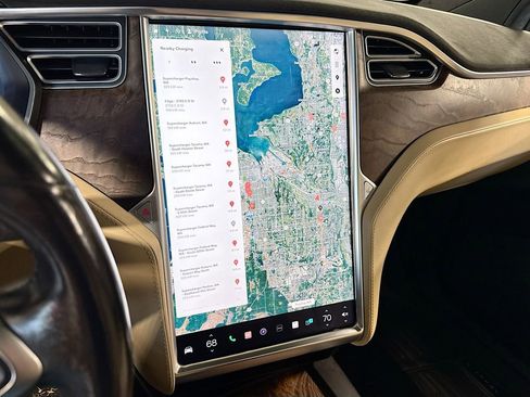 Used 2016 Tesla Model X Performance image 23