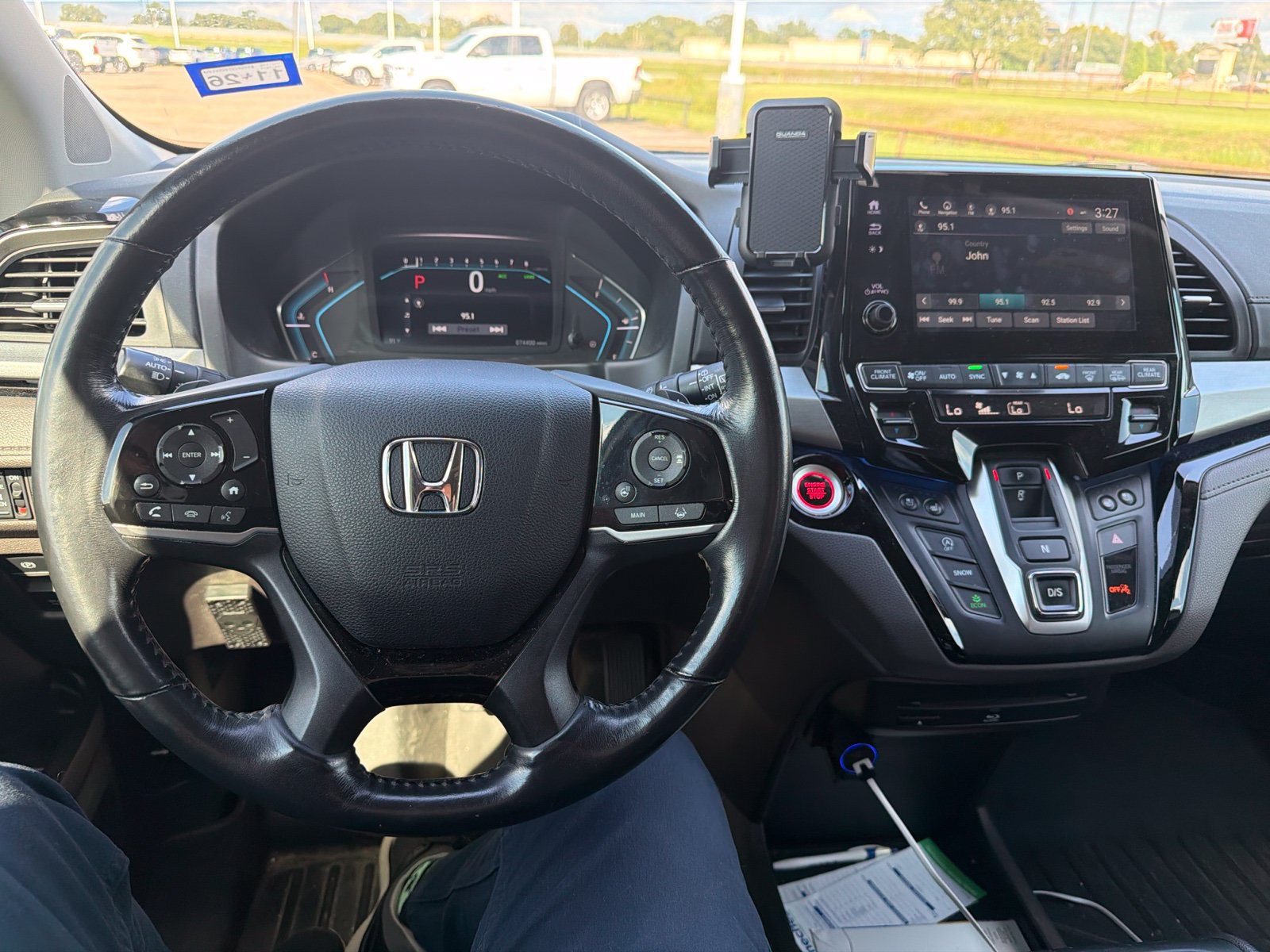 Used 2018 Honda Odyssey Elite image 11
