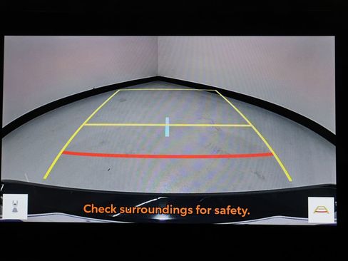 Used 2025 Toyota Camry LE image 13