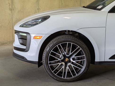 New 2026 Porsche Macan AWD/4WD image 14