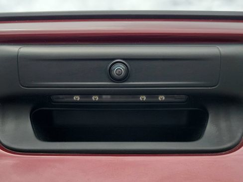 Used 2025 RAM 1500 Tradesman AWD/4WD image 32
