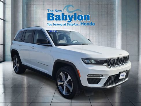 Used 2023 Jeep Grand Cherokee Limited image 6