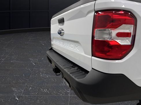 Used 2024 Ford Maverick XL image 28