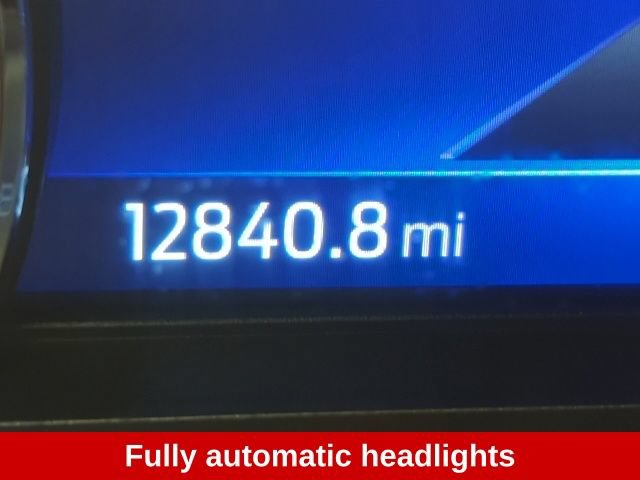Used 2023 Ford Explorer XLT AWD/4WD image 11