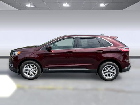 Certified 2024 Ford Edge SEL w/ Convenience Package AWD/4WD image 2