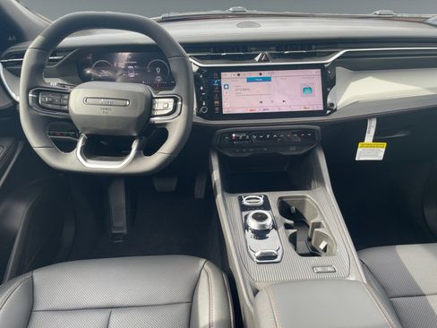 New 2026 Jeep Cherokee Limited image 10