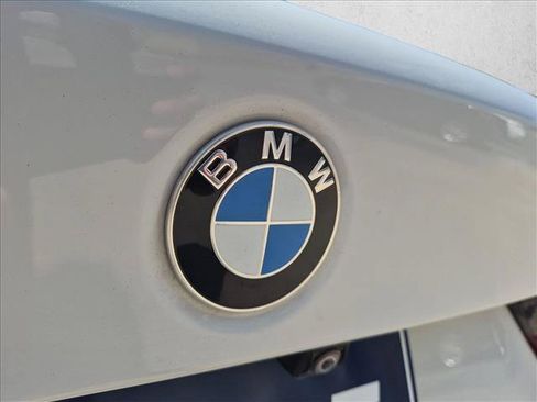 Used 2020 BMW 330i Sedan w/ Convenience Package RWD image 9