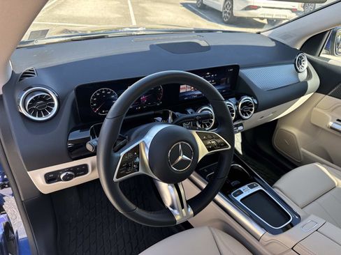 Used 2025 Mercedes-Benz GLA 250 image 21