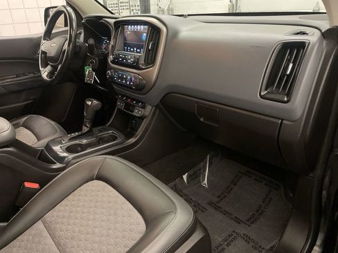 Used 2018 Chevrolet Colorado Z71 image 21
