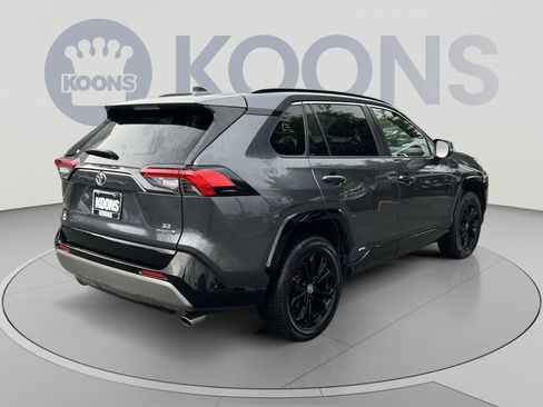 Used 2022 Toyota RAV4 SE w/ Convenience Package AWD/4WD image 7