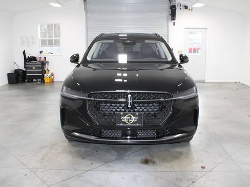 New 2026 Lincoln Nautilus Reserve AWD/4WD image 2