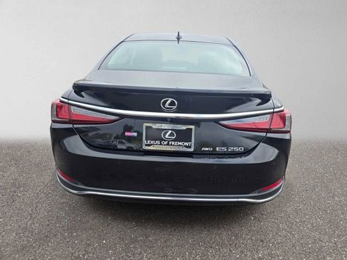 Certified 2021 Lexus ES 250 w/ Premium Package AWD/4WD image 4