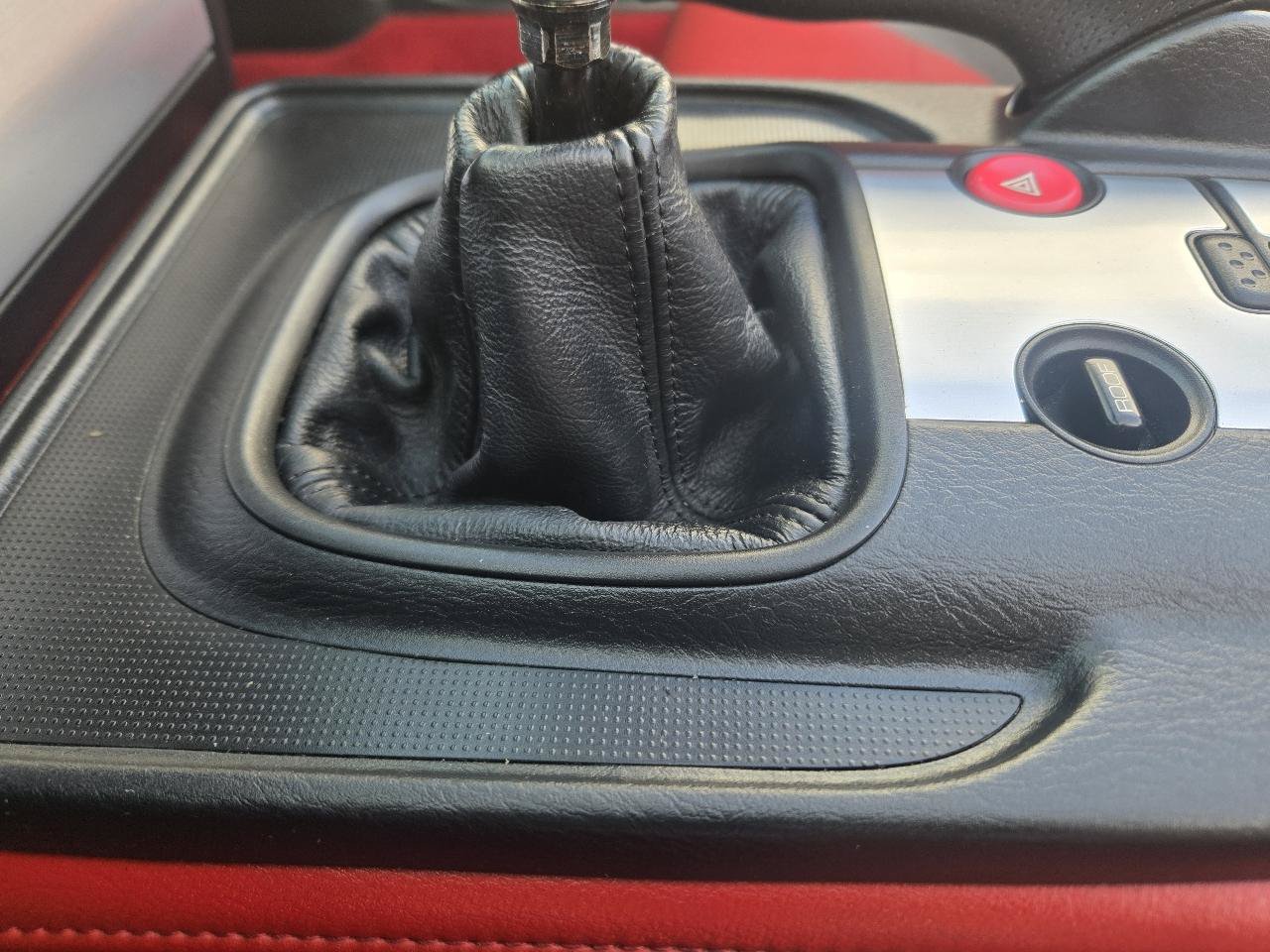 Used 2004 Honda S2000 image 44