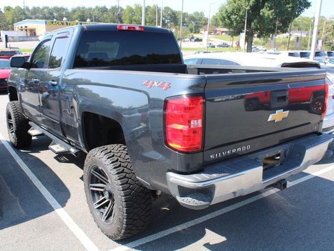 Used 2019 Chevrolet Silverado 1500 LT AWD/4WD image 8