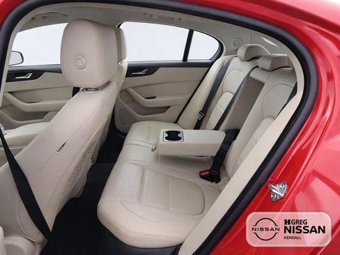 Used 2020 Jaguar XE S RWD image 13