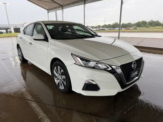 Used 2019 Nissan Altima 2.5 S FWD video 1