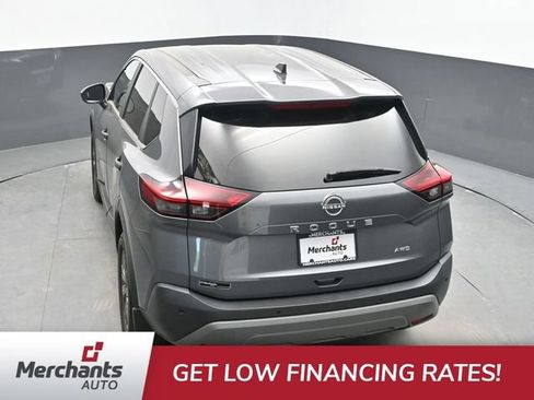 Used 2023 Nissan Rogue S AWD/4WD image 29