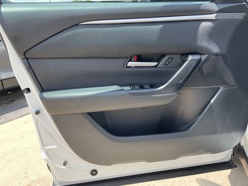Certified 2025 MAZDA CX-50 AWD 2.5 S w/ Preferred Package image 20