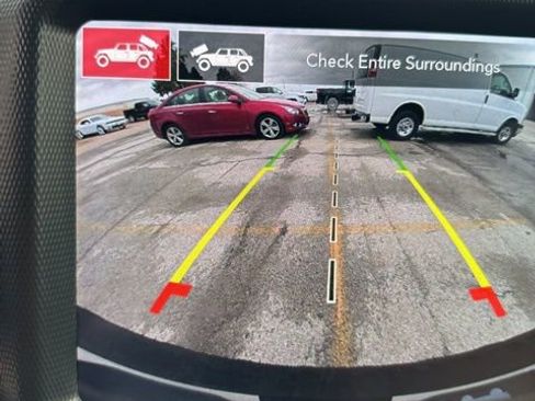 Used 2021 Jeep Wrangler Unlimited Rubicon 4xe w/ Steel Bumper Group image 28