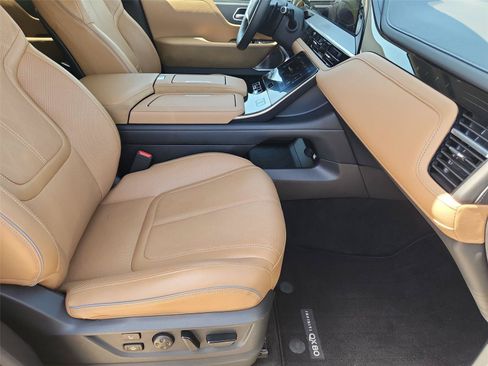 Used 2025 INFINITI QX80 Sensory AWD/4WD image 29