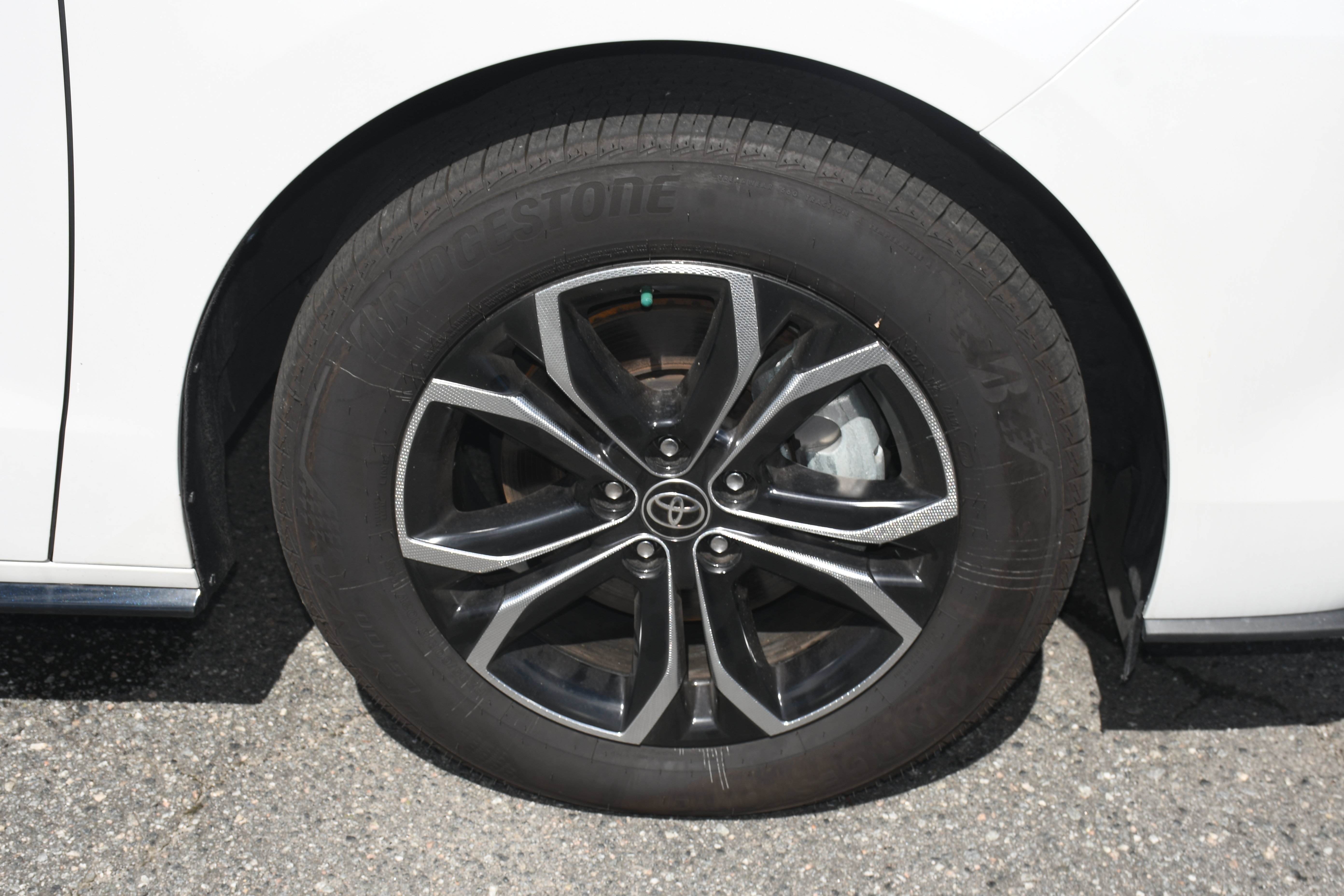 Certified 2025 Toyota Sienna Platinum AWD/4WD image 24