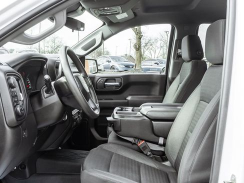 Used 2023 Chevrolet Silverado 1500 Custom image 24