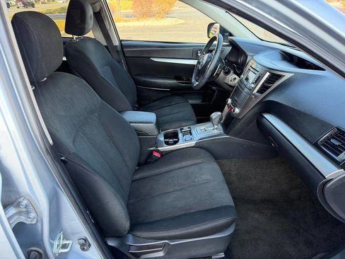 Used 2014 Subaru Outback 2.5i Premium image 19
