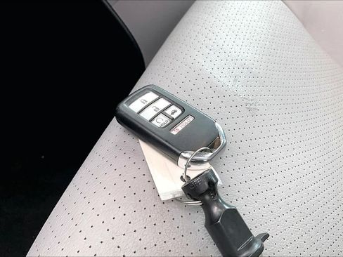Used 2017 Honda Accord EX-L image 15
