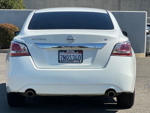 Used 2015 Nissan Altima 2.5 S FWD image 8