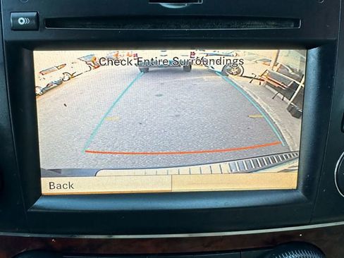 Used 2010 Mercedes-Benz ML 350 4MATIC image 12