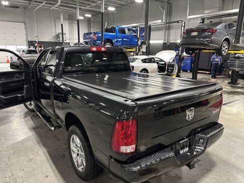 Used 2018 RAM 1500 Express w/ Express Value Package image 31