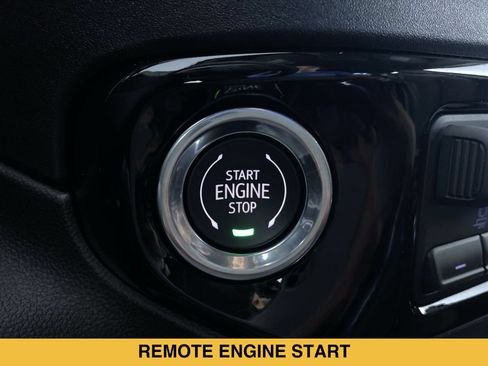 Certified 2025 Chevrolet Silverado 1500 LTZ AWD/4WD image 9