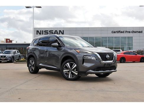 Used 2023 Nissan Rogue SL w/ SL Premium Package image 1