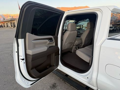 Used 2023 Chevrolet Silverado 1500 RST image 37