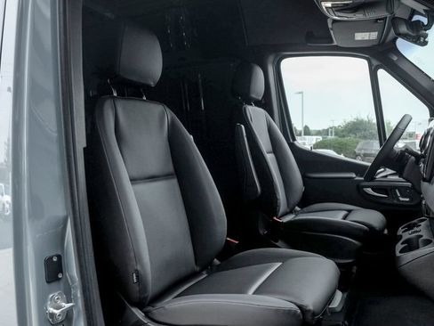 New 2026 Mercedes-Benz Sprinter 2500 image 25