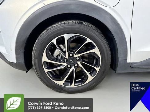 Used 2022 Chevrolet Bolt EUV Premier image 32