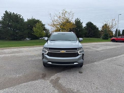 Used 2024 Chevrolet Tahoe LT image 2