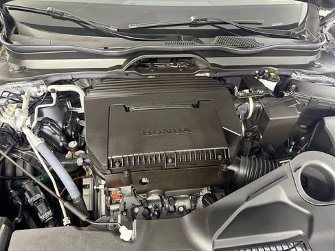 Used 2025 Honda Pilot EX-L image 35