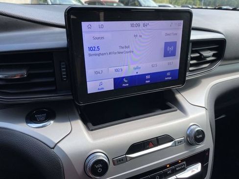 Certified 2023 Ford Explorer XLT RWD image 19