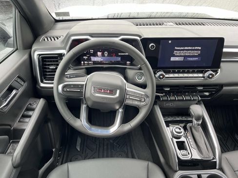 New 2026 GMC Canyon Elevation w/ Convenience Package image 14