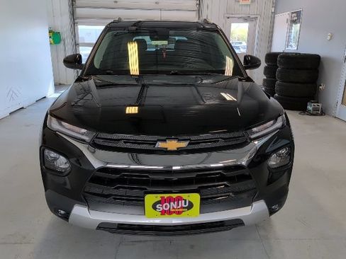 Certified 2023 Chevrolet TrailBlazer LT w/ Convenience Package FWD image 8