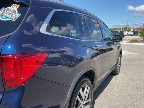 Used 2016 Honda Pilot Elite image 8