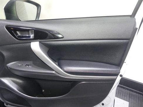 Used 2023 Mitsubishi Eclipse Cross SE AWD/4WD image 19