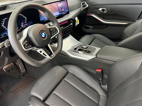 New 2026 BMW 330i Sedan w/ M Sport Package image 4